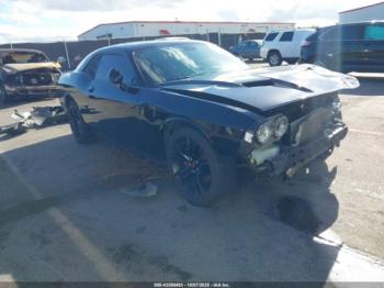  Salvage Dodge Challenger