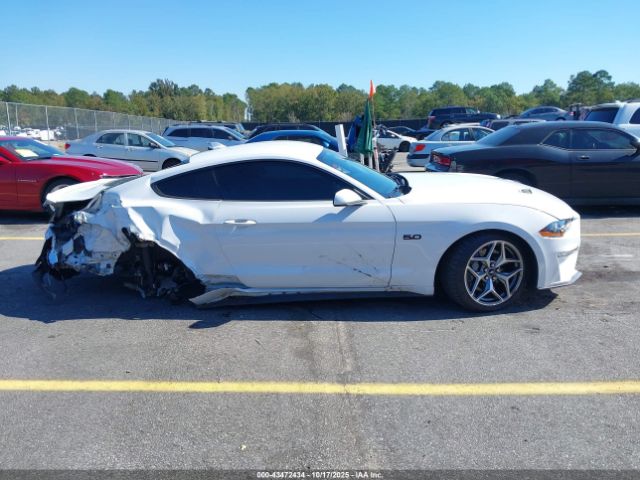 Ford Mustang Gt Fastback Image 3
