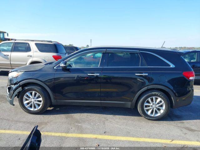 Kia Sorento 3.3l Lx Image 12