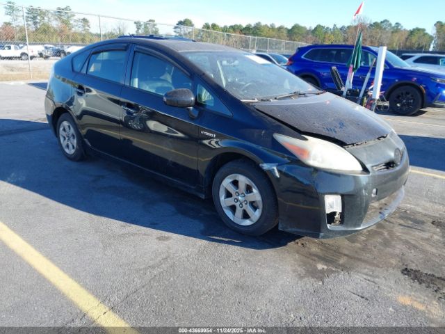 Toyota Prius Two Image 1