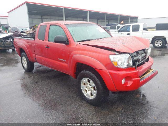  Salvage Toyota Tacoma