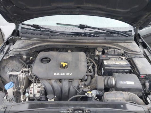 Hyundai ELANTRA Se Image 12
