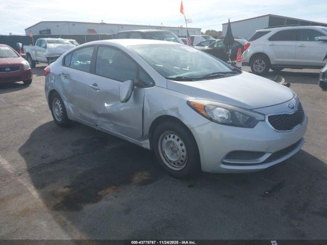  Salvage Kia Forte