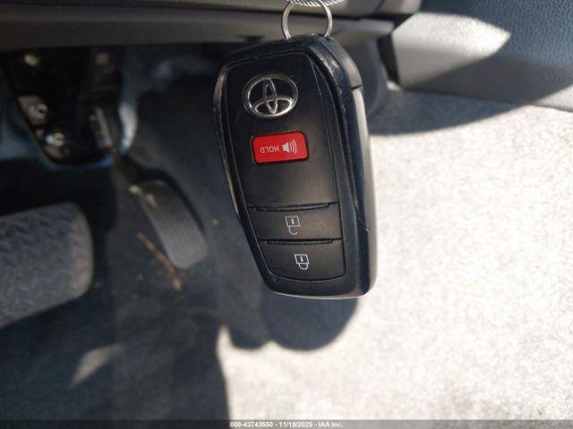 Toyota Tacoma Sr5 Image 9