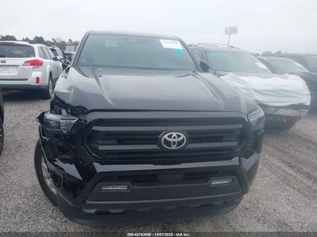 Toyota Tacoma Sr5 Image 2