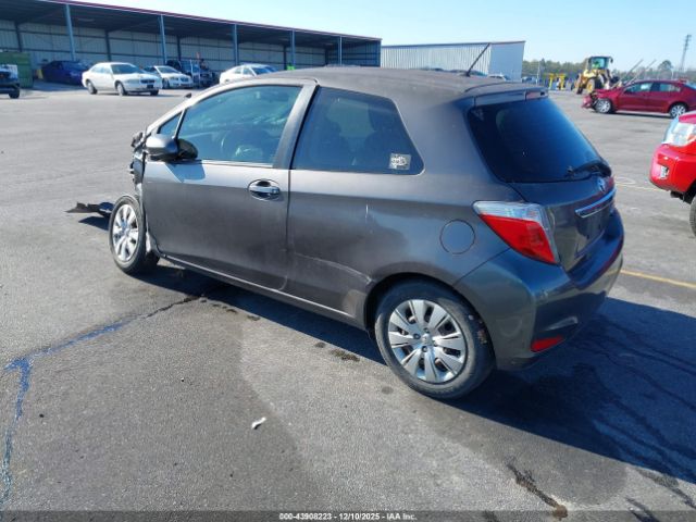 Toyota Yaris Image 2