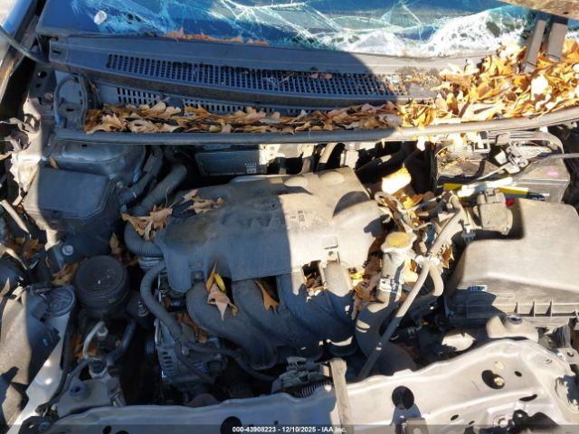 Toyota Yaris Image 11