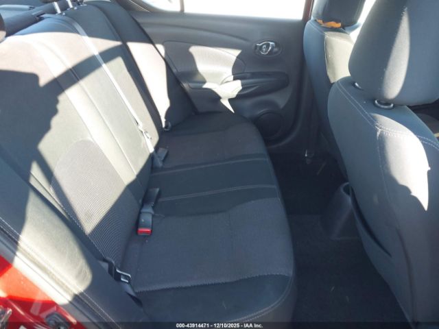 Nissan Versa 1.6 Sv Image 10