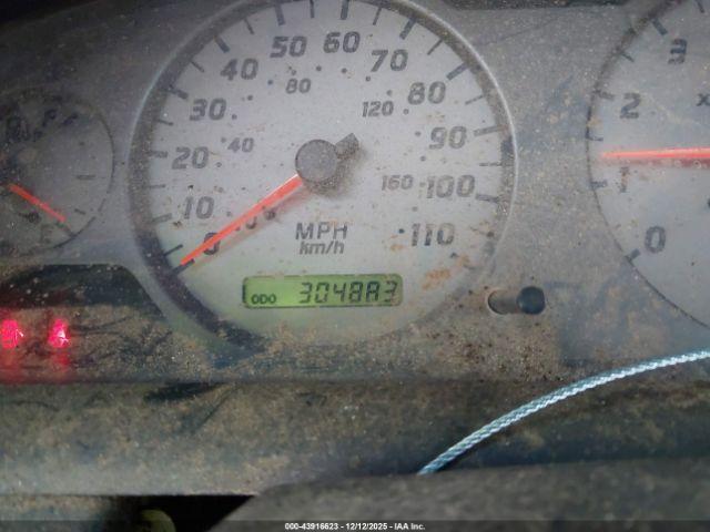 Nissan Frontier Se-v6 Image 8