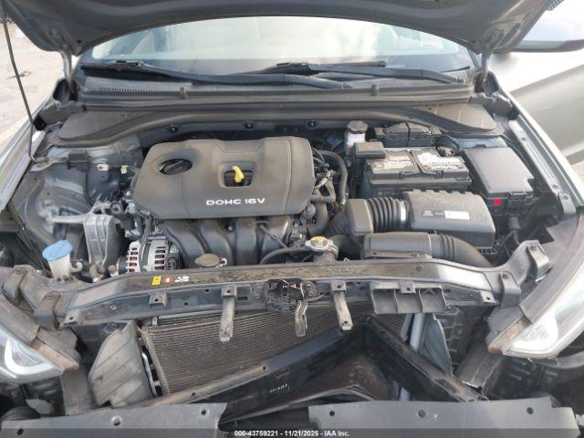 Hyundai ELANTRA Se Image 12