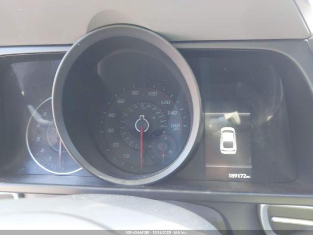 Hyundai ELANTRA Sel Image 11