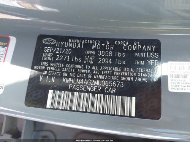 Hyundai ELANTRA Sel Image 2