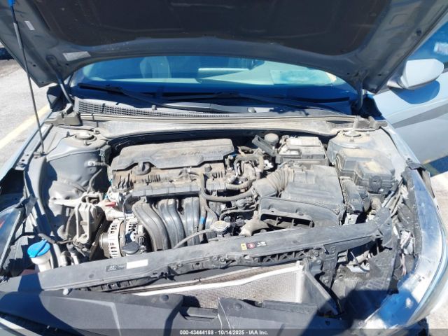 Hyundai ELANTRA Sel Image 8