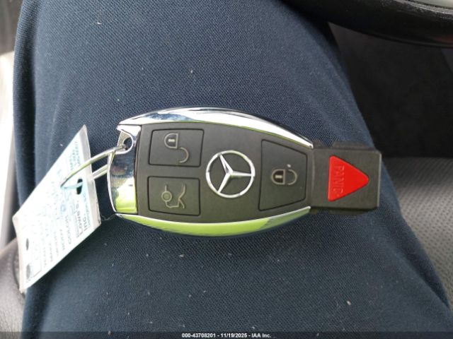 Mercedes-Benz S-Class Image 10