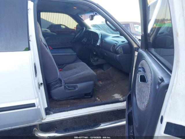 Dodge Ram 1500 St Image 10