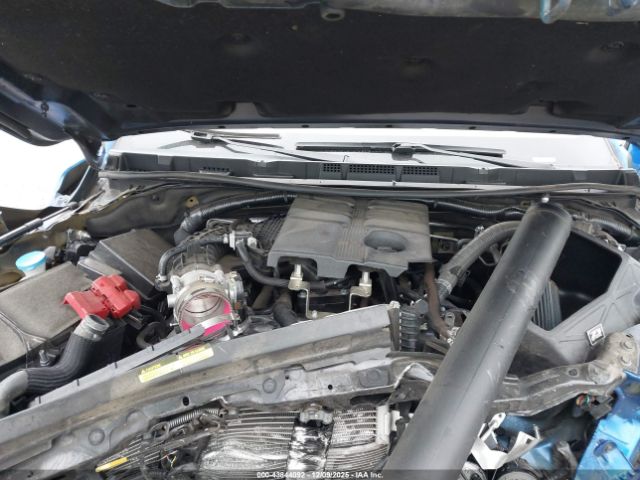 Nissan Frontier Pro-4x 4x4 Image 2