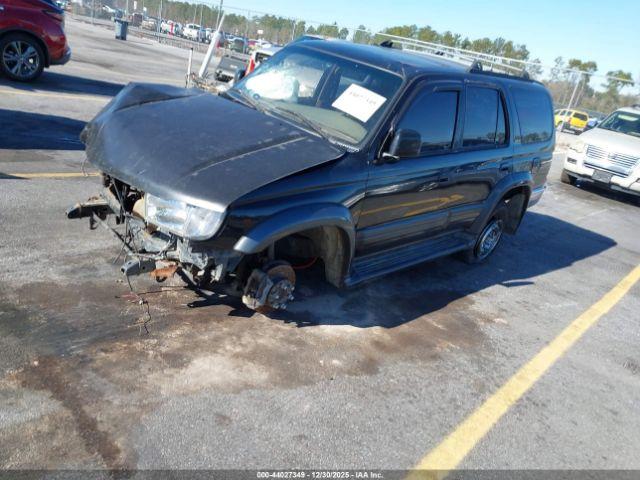 Toyota 4Runner Sr5 V6 Limited Image 10