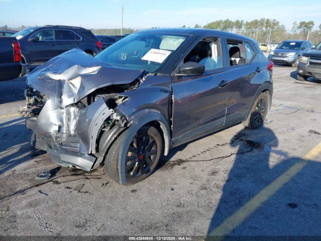 Nissan Kicks S Xtronic Cvt Image 10