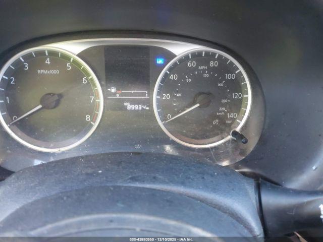 Nissan Kicks S Xtronic Cvt Image 2