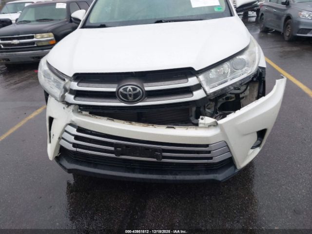 Toyota Highlander Le Plus Image 8