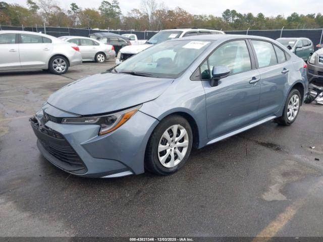 Toyota Corolla Le Image 2