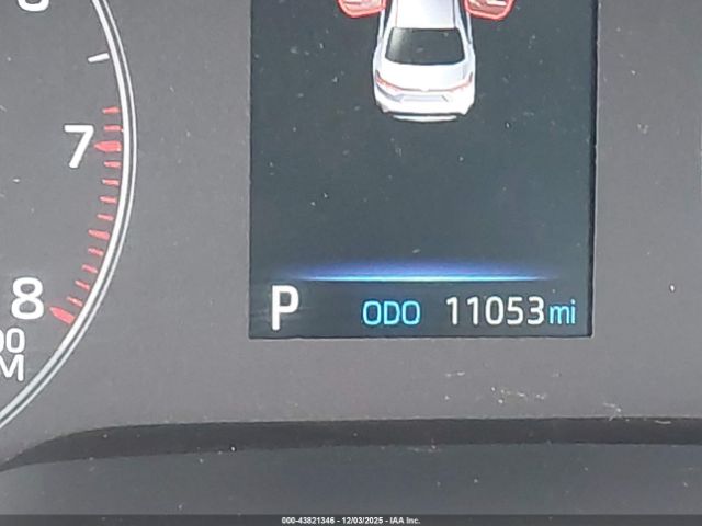 Toyota Corolla Le Image 8