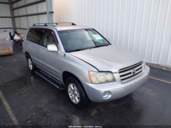 Salvage Toyota Highlander