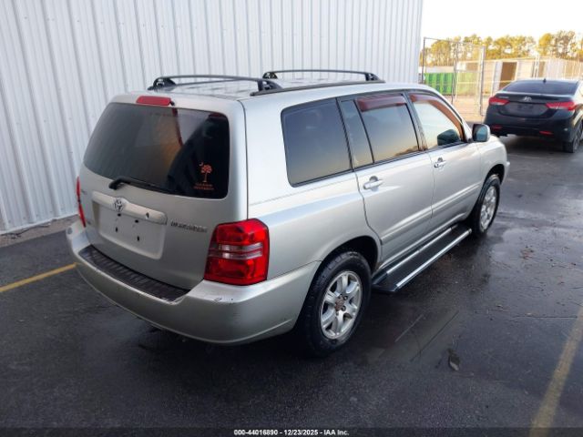 Toyota Highlander V6 Image 3