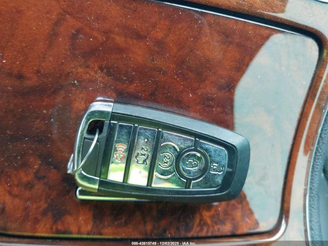 Lincoln Continental Reserve Image 7