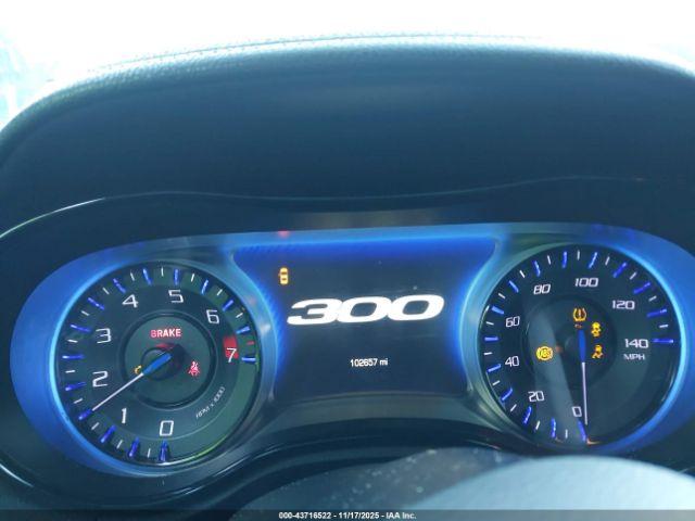 Chrysler 300 300s Image 16