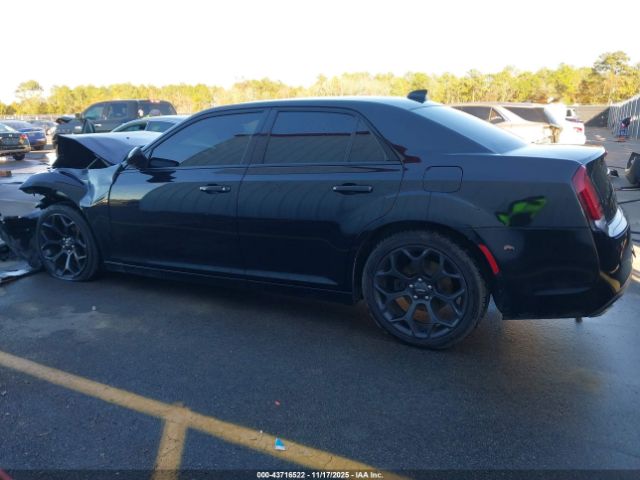 Chrysler 300 300s Image 9