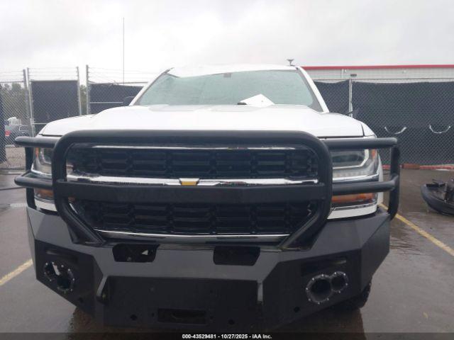 Chevrolet Silverado 1500 Wt Image 16