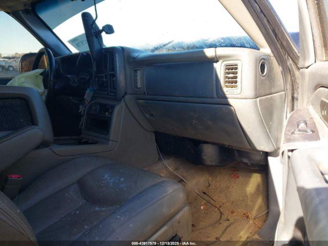 Chevrolet Silverado 1500 Z71 Image 8