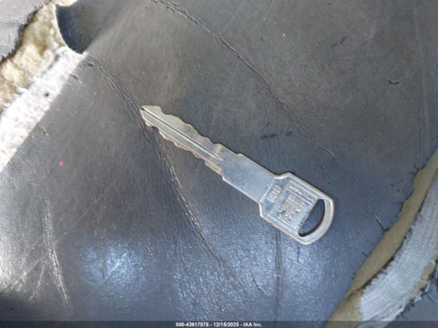 Chevrolet Silverado 1500 Z71 Image 2