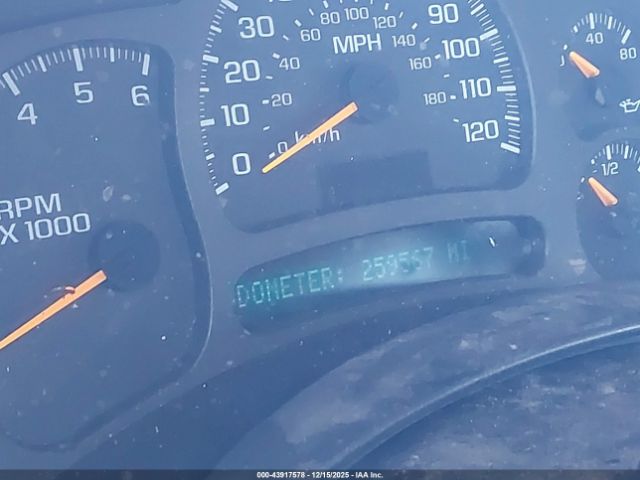 Chevrolet Silverado 1500 Z71 Image 12