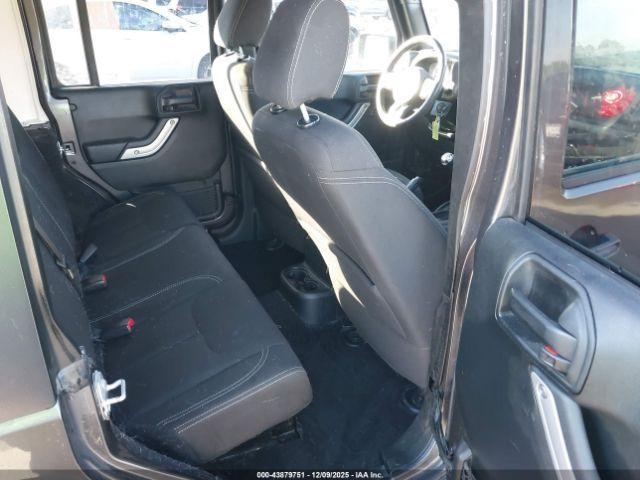 Jeep Wrangler Rubicon 4x4 Image 10