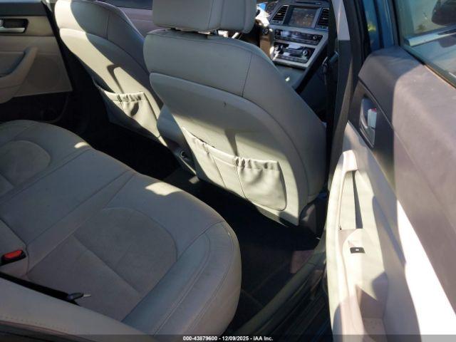 Hyundai SONATA Sport Image 10