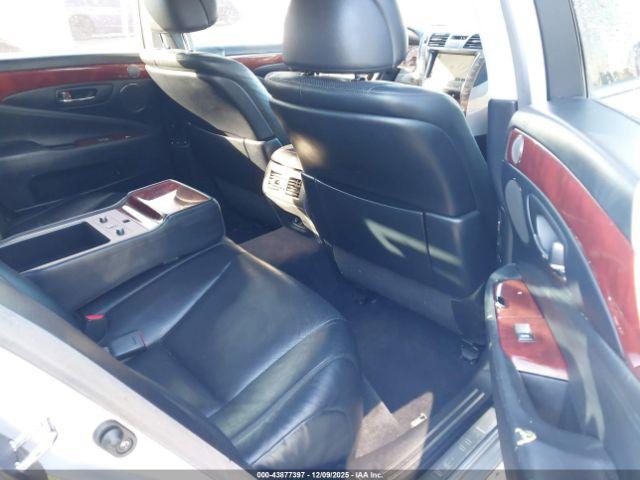 Lexus LS Image 3