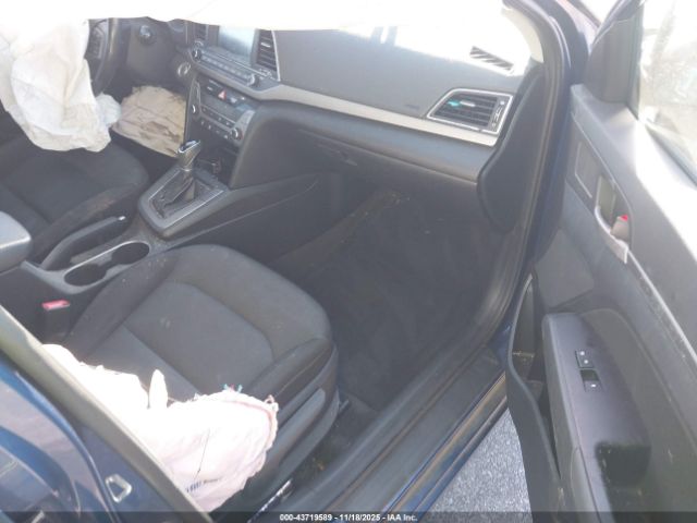 Hyundai ELANTRA Value Edition Image 4