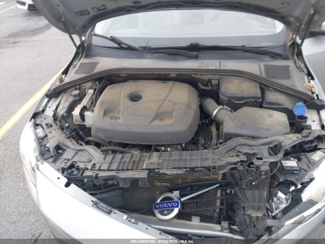 Volvo S60 T5 Dynamic Image 11