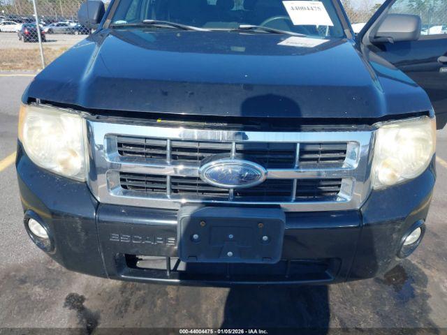 Ford Escape Xlt Image 9