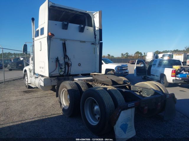 International 9400 Image 6