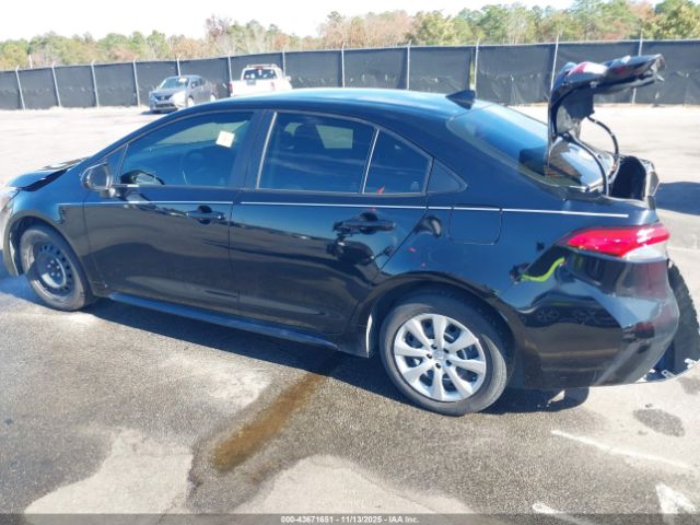 Toyota Corolla Hybrid Le Image 8