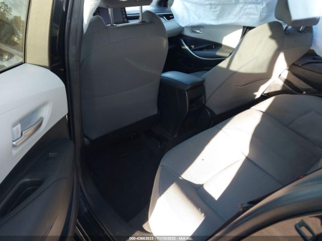 Toyota Corolla Se Image 11