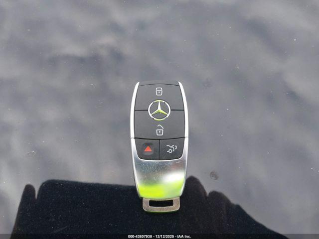 Mercedes-Benz GLE 4matic Image 15