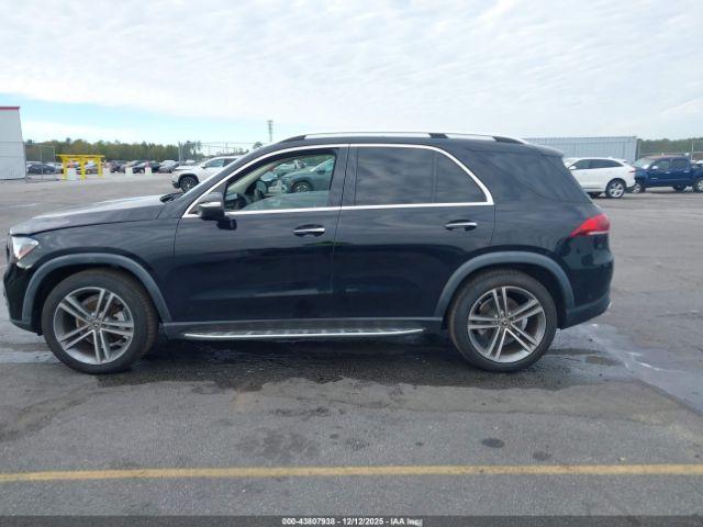 Mercedes-Benz GLE 4matic Image 9