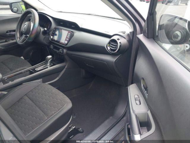 Nissan Kicks Sv Xtronic Cvt Image 2