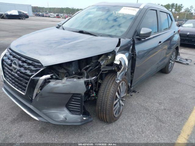 Nissan Kicks Sv Xtronic Cvt Image 3