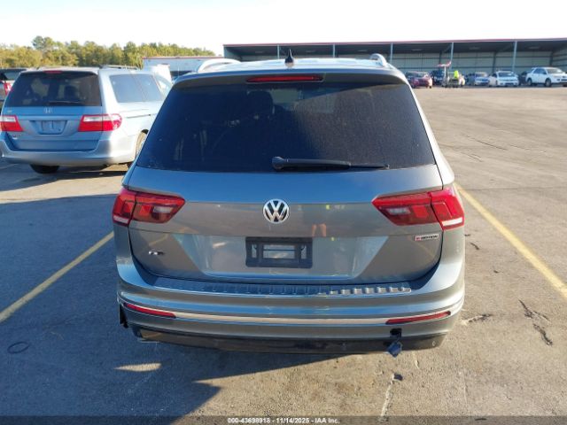 Volkswagen Tiguan Image 11