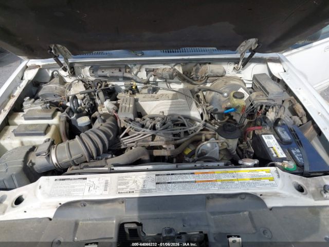 Ford Explorer Limited Image 8